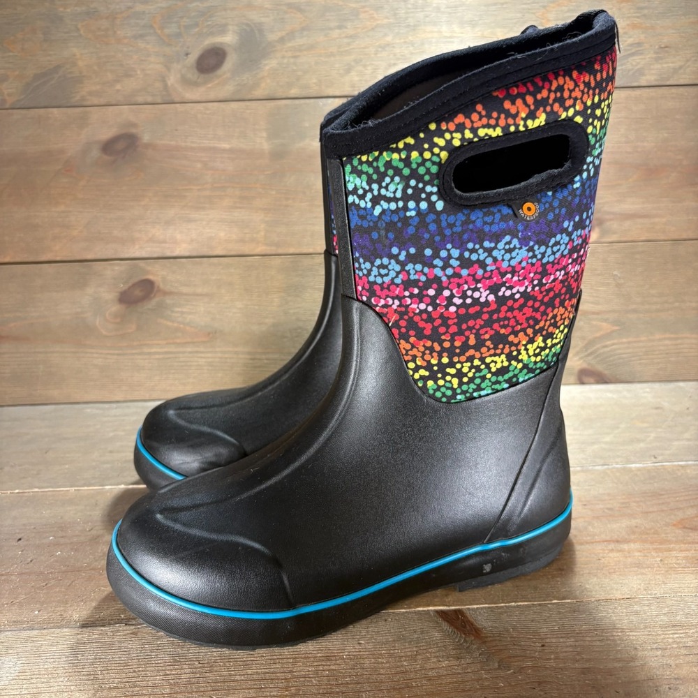 Bogs Classic II Girls size 6 shoes Black waterproof Rainbow snow boots